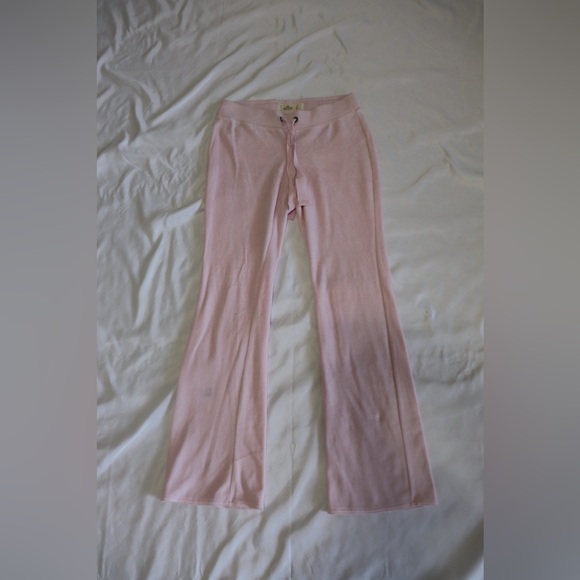 Hollister Women’s Light Pink Velour Track Suit - Picture 6 of 6